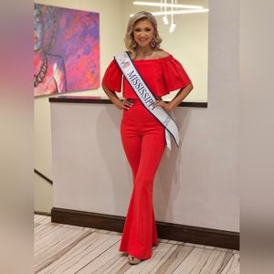 Black Halo Women’s Hadid two piece jumpsuit. Size 2